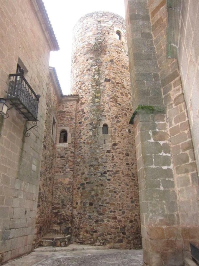 Adama Apartamento Turístico Caceres Bagian luar foto