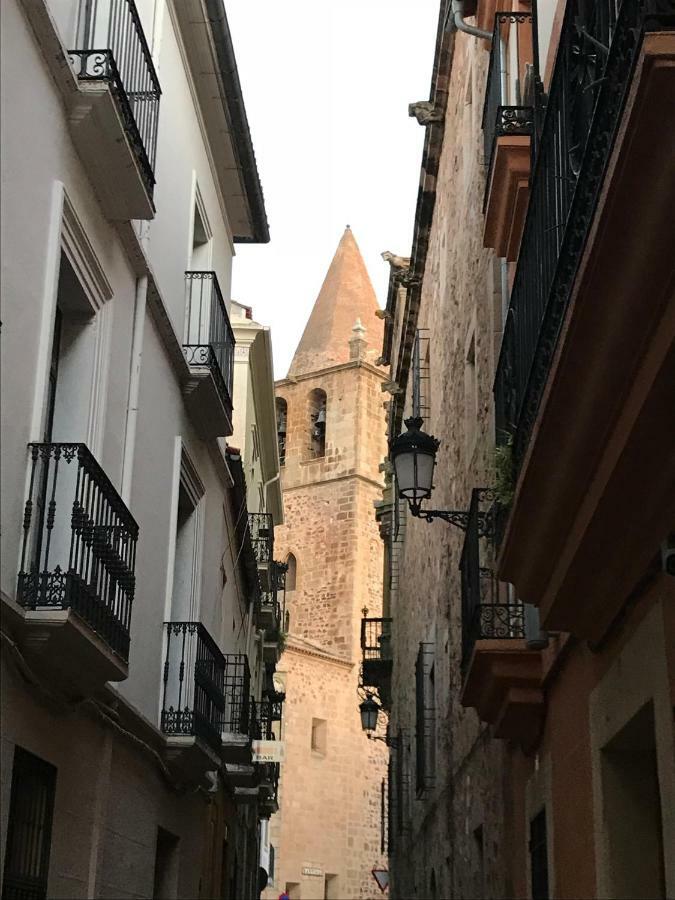 Adama Apartamento Turístico Caceres Bagian luar foto